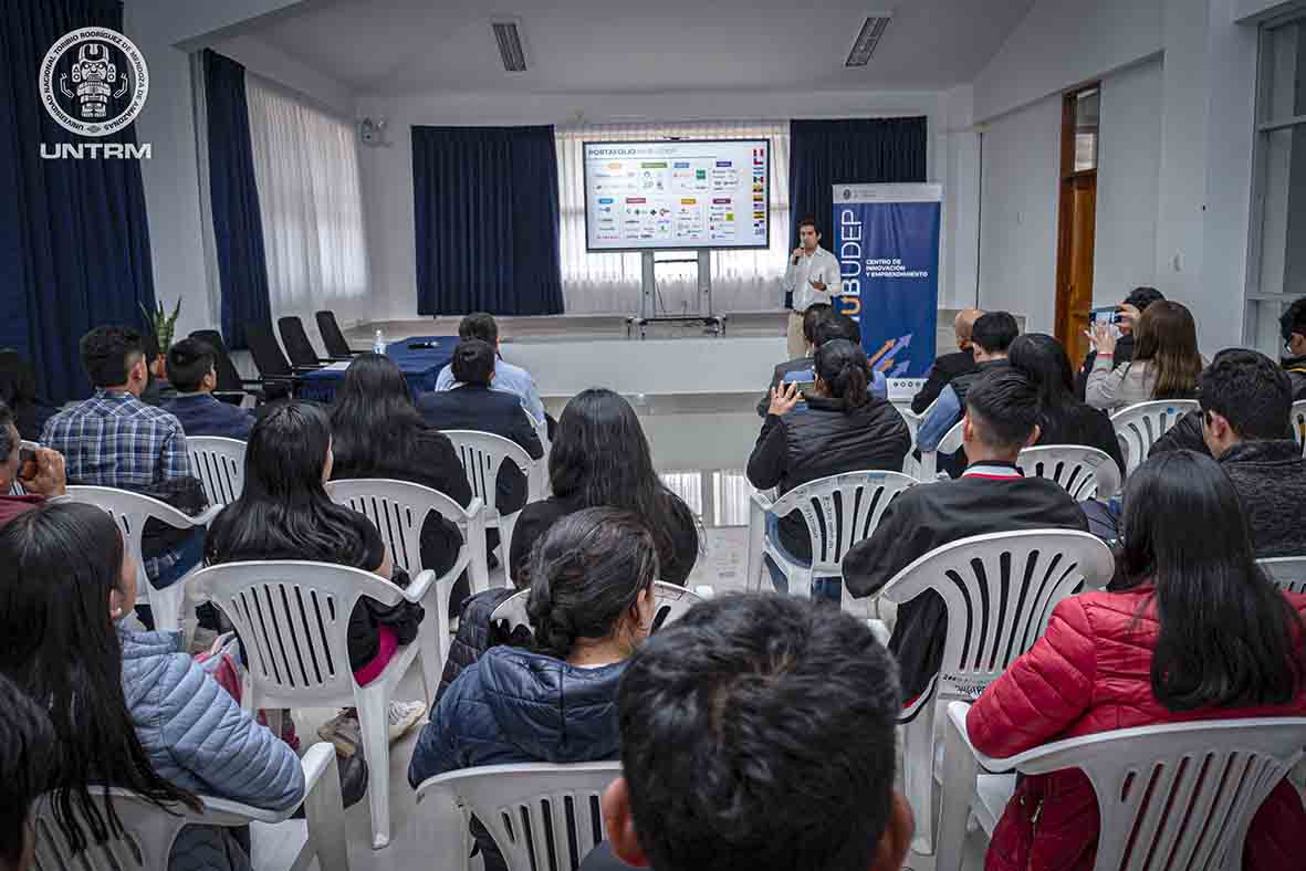 TALLER DE EMPRENDIMIENTO