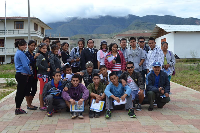 Estudiantes de Huicungo visitaron UNTRM