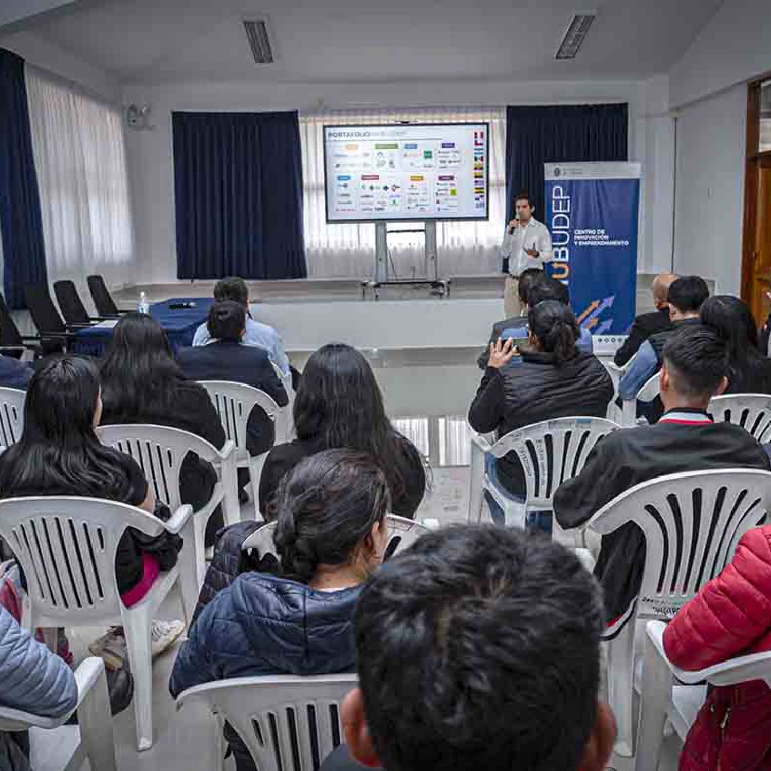 UNTRM impulsa la innovación y el emprendimiento con el taller de innovación climática